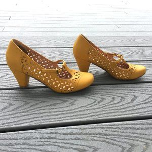 Yellow Heels w/ T-strap - ModCloth